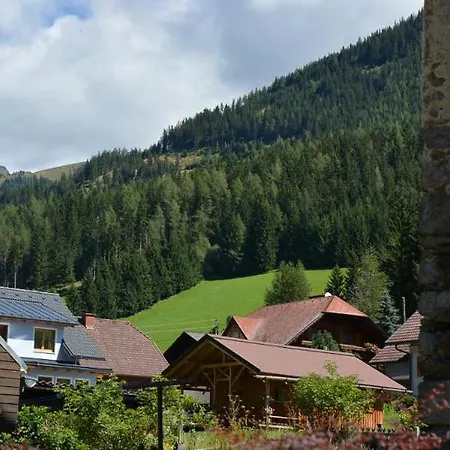 Kirchenwirt Szálloda 3*