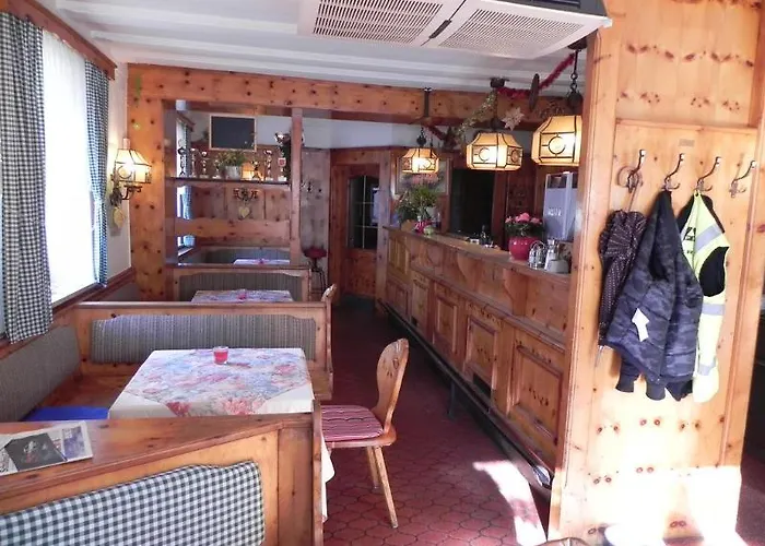 Hotel Kirchenwirt Sankt Johann am Tauern